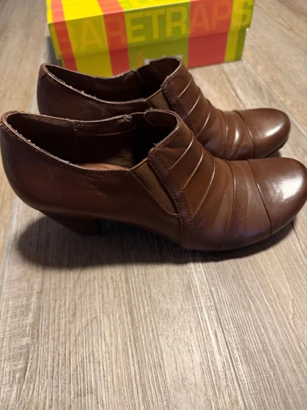 BareTraps Trenda Brown Slip-On Mules - Picture 5 of 10